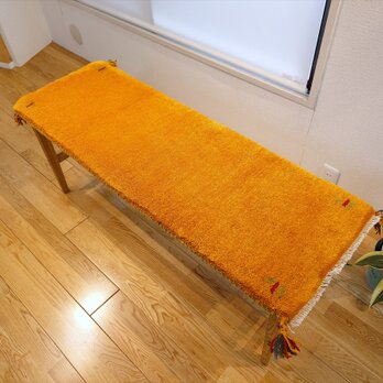 春入荷】ペルシャ　ギャッベ ミニランナー　115x43cm  黄金色　ヤギ　RJ12136Gの画像