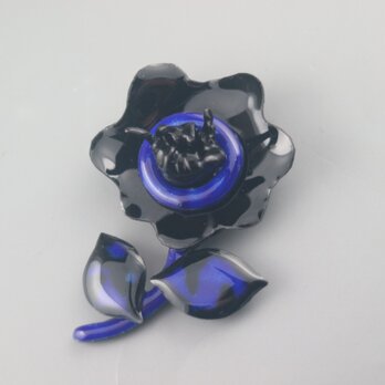 竜胆色の花の画像