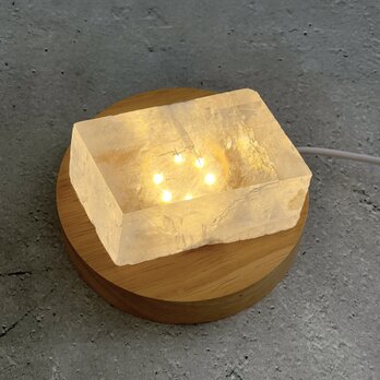 オプティカルカルサイト【大】225g  LEDランプ付き 方解石 天然石インテリア照明