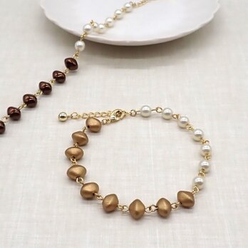 《２色から選べる》チェコビーズとパールのアンティークカラーブレスレット