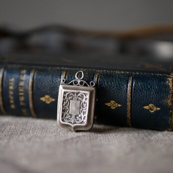 ペンダントトップ　フォト　フランスアンティーク　ブロカントのある生活