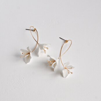 Flora Stemsの画像