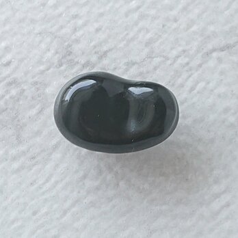 No.185  黒豆 帯留め  ビーンズ ブラック black bean 縁起物の画像