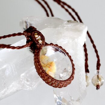 〜 花一輪 〜 ガーデンクォーツの首飾り【マクラメ】