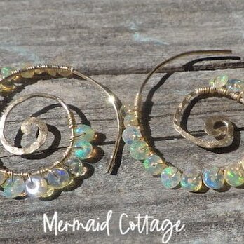 *14kgf*Precious Opal Swirl Earringsの画像