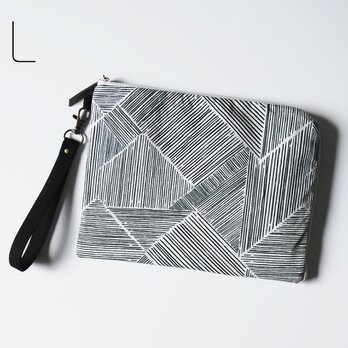 Half zipper clutch bag（L）の画像