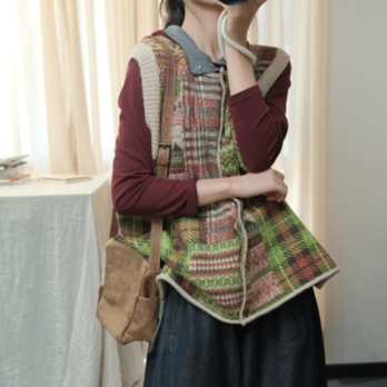 ☆受注制作☆秋冬.綿ニットベスト.手編みノースリーブニットベスト.コットン.ウール. ゆったりベスト.通勤の画像