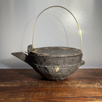(再出品2024) 注器　黒釉&黒錆釉＆真鍮　凹紋　bowl ＆ lid No.2の画像