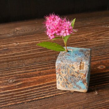 青色小窓サイコロ花瓶 no.5の画像