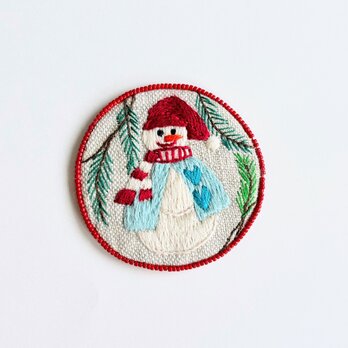 ビーズで飾ったクリスマスの刺繍ブローチ【botanical】#308の画像