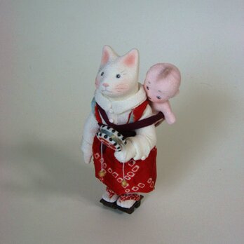縮緬福猫　おんぶ　その二　送料無料の画像