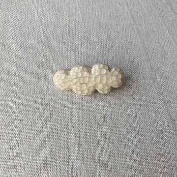 かつらの木のブローチ ＊しろい くも＊の画像