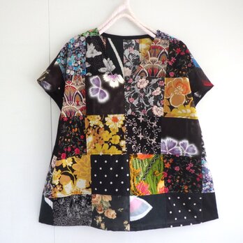【値下、夏を先取りクリアランス】フレンチブラウス　Ⅴネック　パッチワークBBの画像