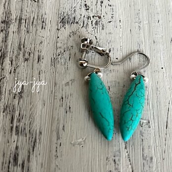 beads earring ＊ magnesite turquoiseの画像