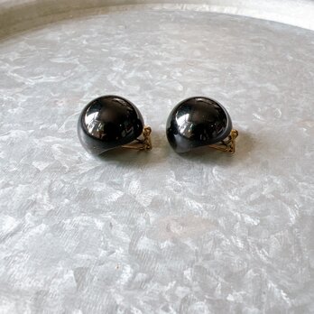 Y354-ヴィンテージイヤリング・U.S.A. 1960〜70s Black acrylic cabochon earringsの画像