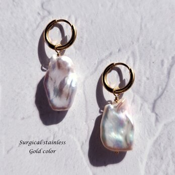 大粒バロック真珠のサージカルステンレス小フープピアス　　～Gold/Silverの画像