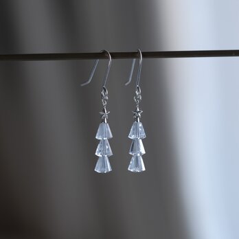 シルバーSサイズ　Tiny tree earring　ツリーピアス　星　クォーツ　クリスマスツリー　silverの画像