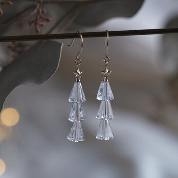 K10yg /Mサイズ　Tiny tree earring　ツリーピアス　星　クォーツ　クリスマスツリー　10金の画像