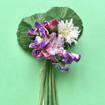 布花 ヴィンテージカラーのコサージBの画像