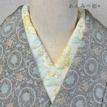 洗える刺繍半衿 檸檬色のお花の画像