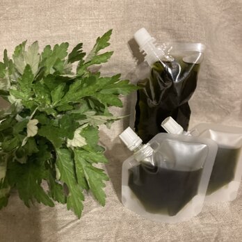 詰め替え用 深緑 よもぎオイル 30ml 農薬肥料不使用 和ハーブの画像