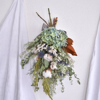 Winter Bouquet ～秋色紫陽花を添えての画像