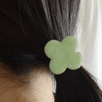 お花のヘアゴム　クーリームメロン　七宝焼の画像