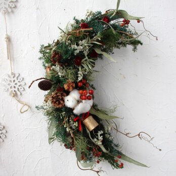 （展示用20％off)Christmas Crescent Wreathの画像