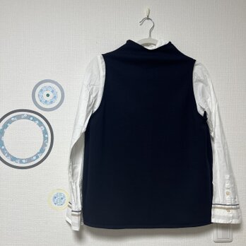 大人の日常服　ボトルネックベスト　ウールニット　ネイビーの画像