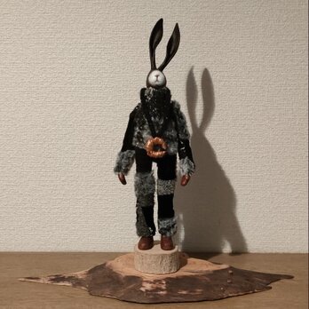 黒うさぎ　月っこの画像
