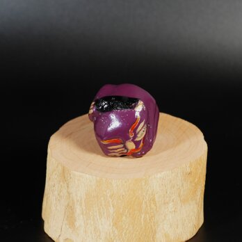 Netsuke Makie Nemuri Neko - Murasaki 003  根付　蒔絵　眠り猫　(紫)の画像
