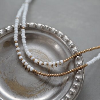 double necklace whiteの画像