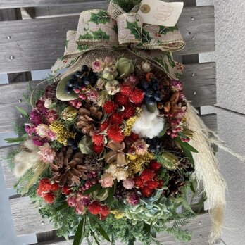 木の実のクリスマススワッグ2の画像