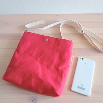 パラフィン加工帆布のサコッシュバッグ　《レッド》の画像