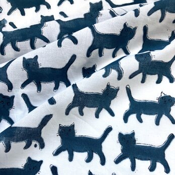インド ブロックプリント生地 [50cm単位] キャット ネイビーブルー ホワイト地 猫 ねこ IF0139 ファブリックの画像