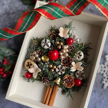Happy Christmas クリスマスツリーの木箱の画像
