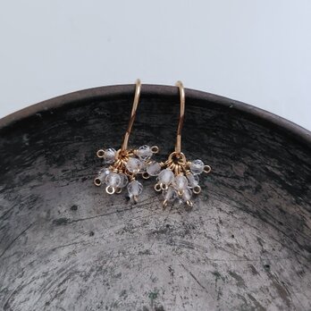 〔1718〕小花のピアス（クオーツ）の画像