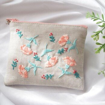 母の日ギフト「カーネーション」手刺繍ポーチの画像