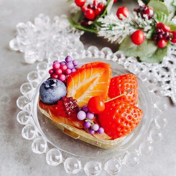 苺とベリーのピルケース　strawberry スイーツデコの画像