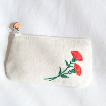 母の日ギフト「カーネーション」手刺繍ポーチの画像