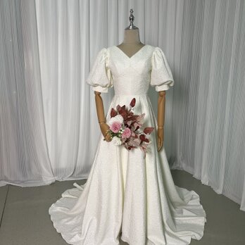 パーティードレス アイボリー 可愛い Vネック ファスナー 結婚式 韓国風ドレス 優雅なシルエット 前撮りの画像
