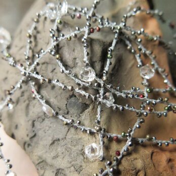 アンティーク　糸　メタルビーズ　＋　ハーキマーダイヤモンド　＆　アコヤ真珠　ネックレス　百世 momotose（西）