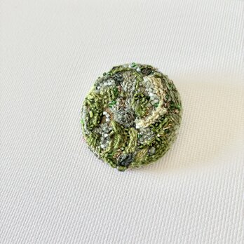 "EN" Autumn Warm Green "あたたかみのあるグリーン　刺繍ブローチ