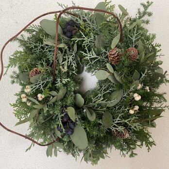 ナチュラルなクリスマスリース4の画像