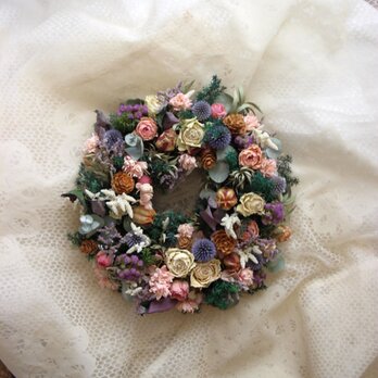 warm purple forest wreathの画像