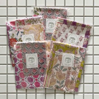 インドブロックプリント はぎれセット*暖色系* 50g入り 端切れ 花 うさぎ 猫 星 鳥