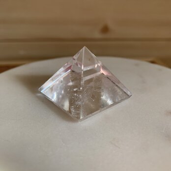 ガネーシュヒマール産ピラミッド型水晶の画像
