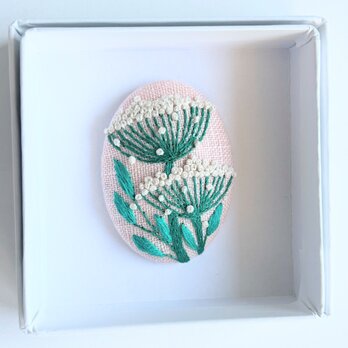 草花の刺繍ブローチ【botanical】#323の画像