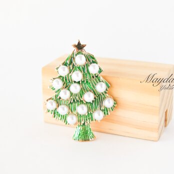 『煌めくパールツリーのクリスマスブローチ』の画像