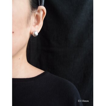 【K14gf】Baroque Pearl Earrings／大粒グレーバロックパール スタッドピアス（Gray）の画像